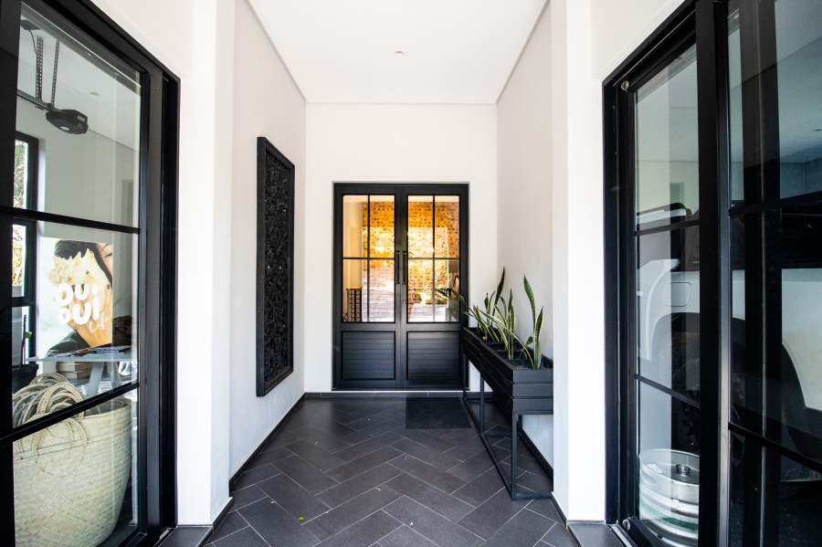 5 Bedroom Property for Sale in Sheffield Beach KwaZulu-Natal