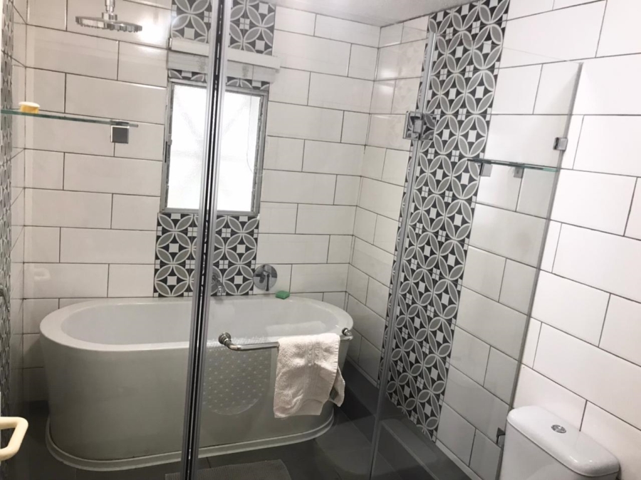 To Let 3 Bedroom Property for Rent in Shakas Rock KwaZulu-Natal