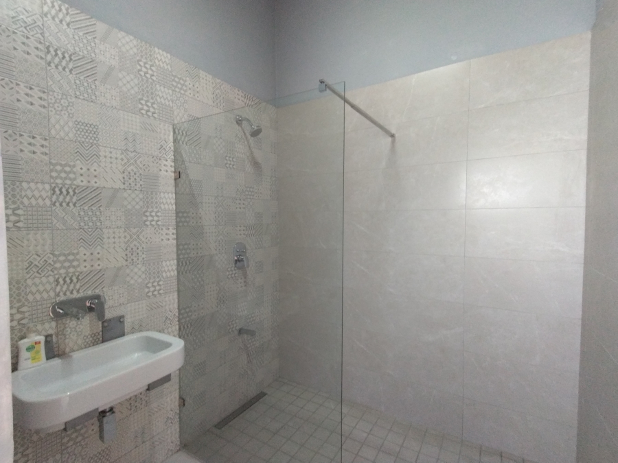 To Let 1 Bedroom Property for Rent in Essenwood KwaZulu-Natal