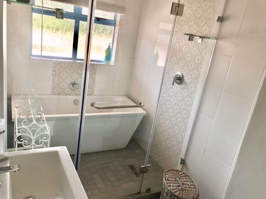 To Let 2 Bedroom Property for Rent in Ballito Central KwaZulu-Natal