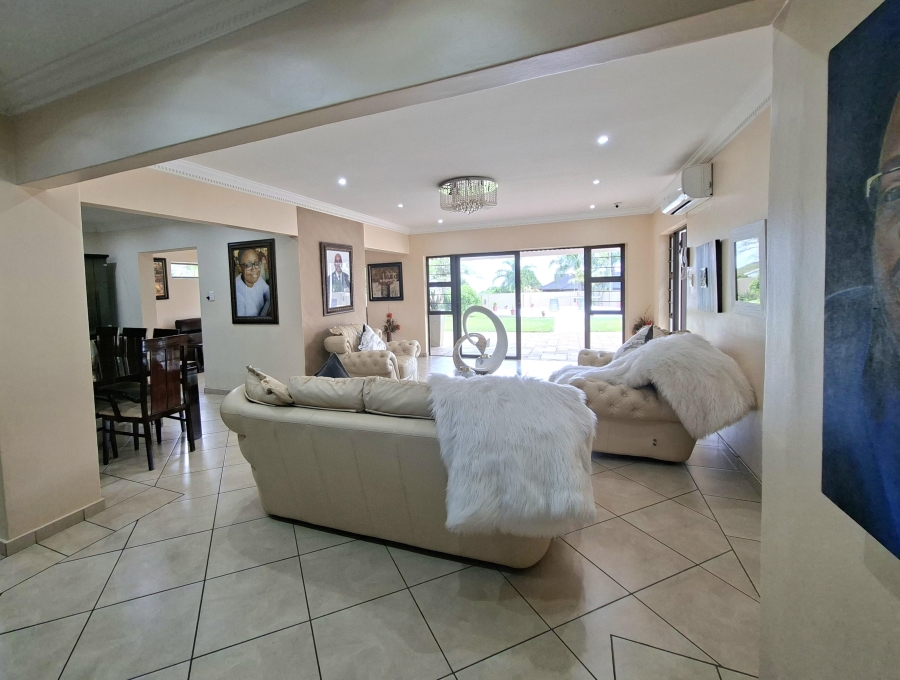 4 Bedroom Property for Sale in La Lucia KwaZulu-Natal