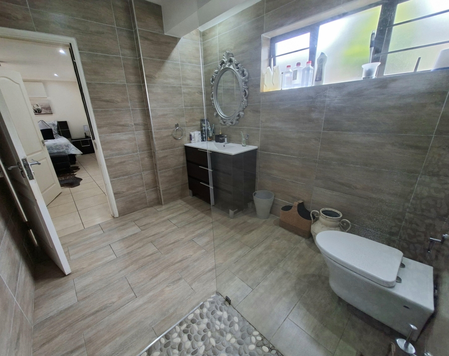 4 Bedroom Property for Sale in La Lucia KwaZulu-Natal