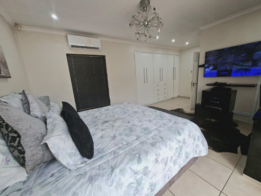 4 Bedroom Property for Sale in La Lucia KwaZulu-Natal