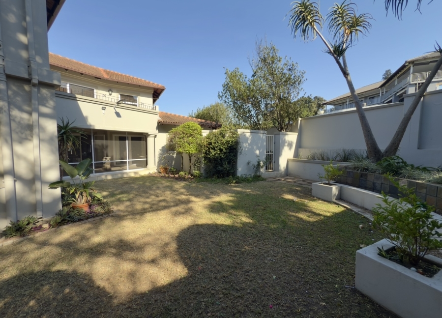 5 Bedroom Property for Sale in Umhlanga KwaZulu-Natal