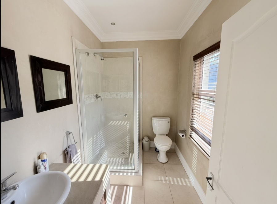 5 Bedroom Property for Sale in Umhlanga KwaZulu-Natal