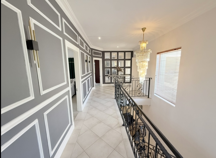 5 Bedroom Property for Sale in Umhlanga KwaZulu-Natal