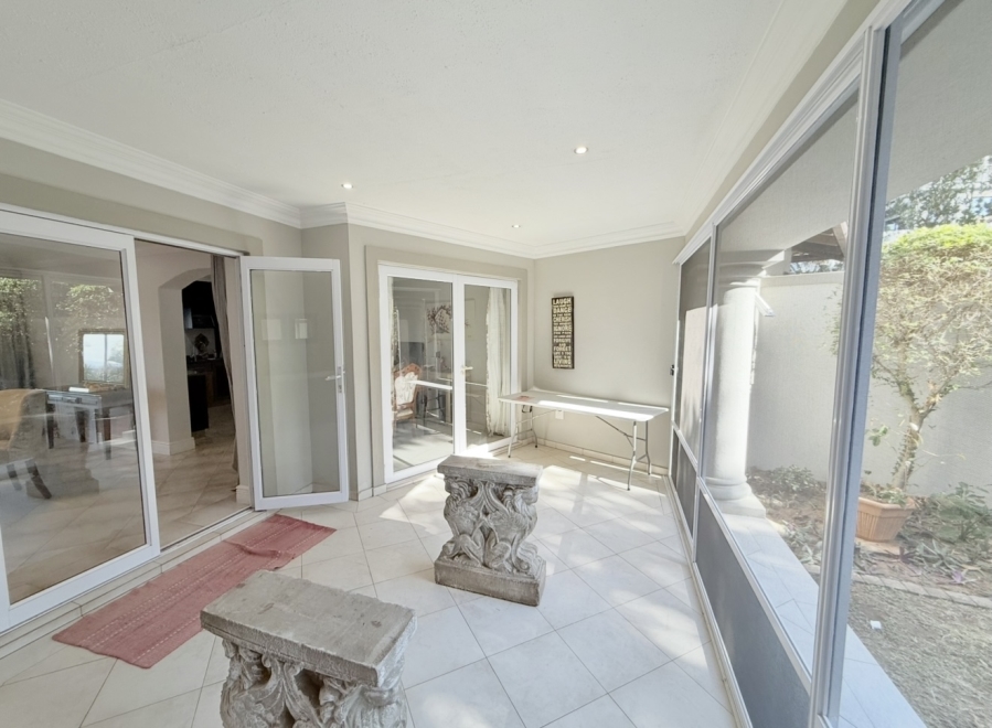 5 Bedroom Property for Sale in Umhlanga KwaZulu-Natal