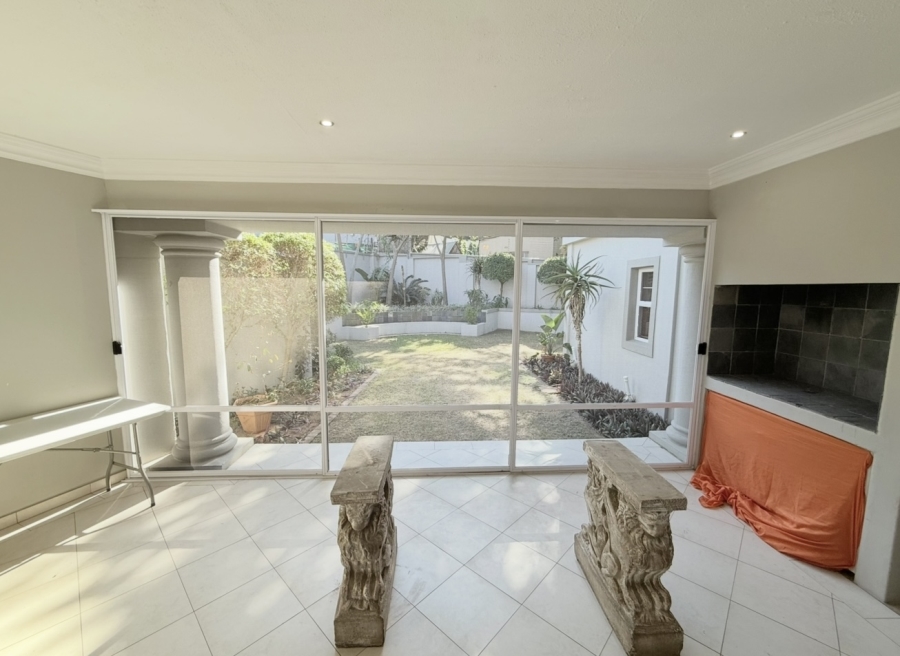 5 Bedroom Property for Sale in Umhlanga KwaZulu-Natal
