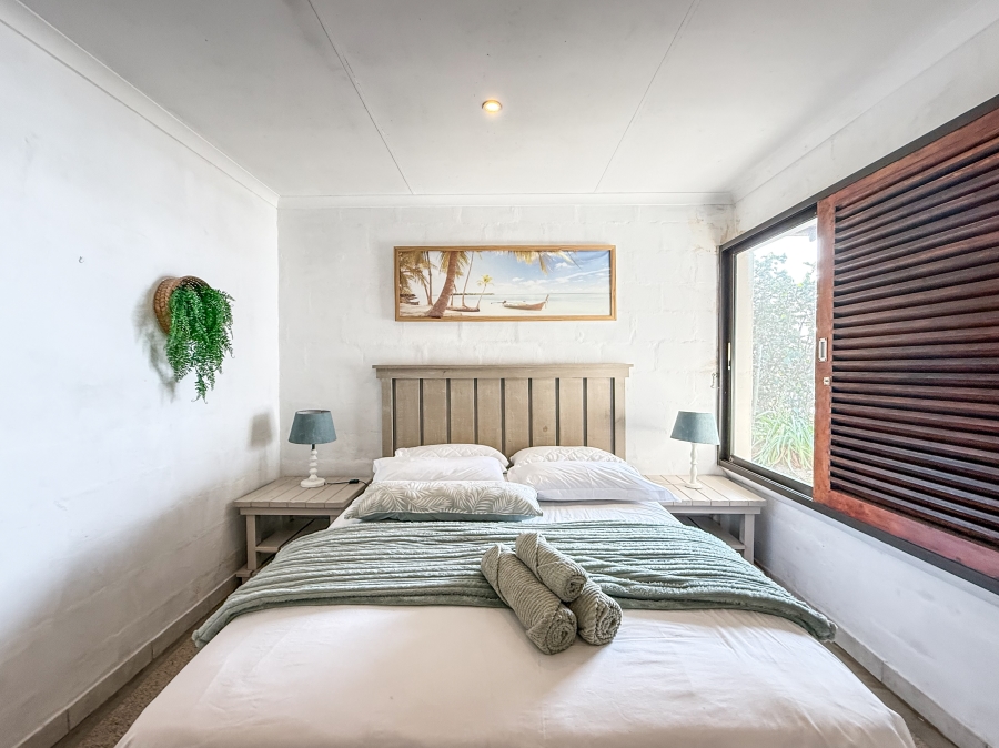 7 Bedroom Property for Sale in Sheffield Beach KwaZulu-Natal