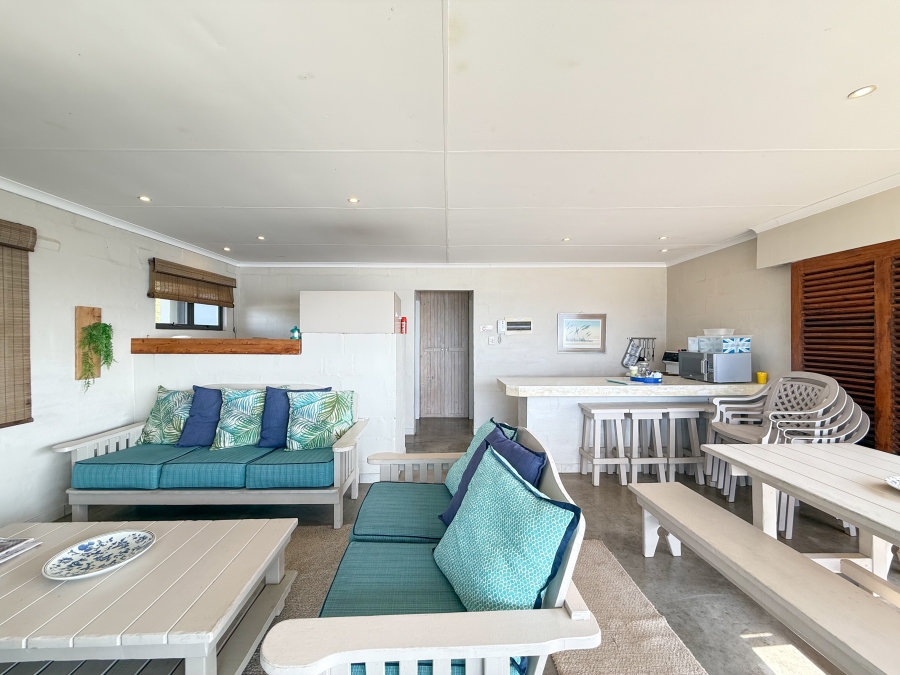 7 Bedroom Property for Sale in Sheffield Beach KwaZulu-Natal