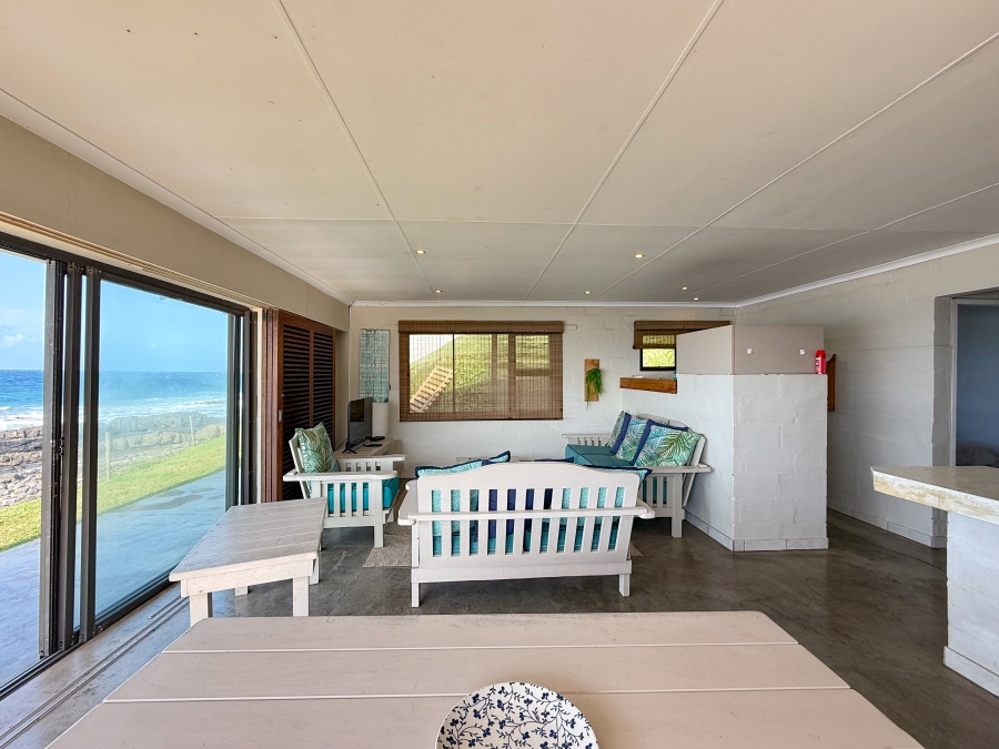 7 Bedroom Property for Sale in Sheffield Beach KwaZulu-Natal