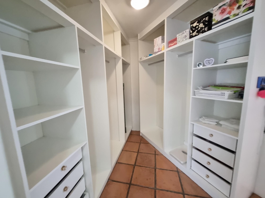 3 Bedroom Property for Sale in Pennington KwaZulu-Natal