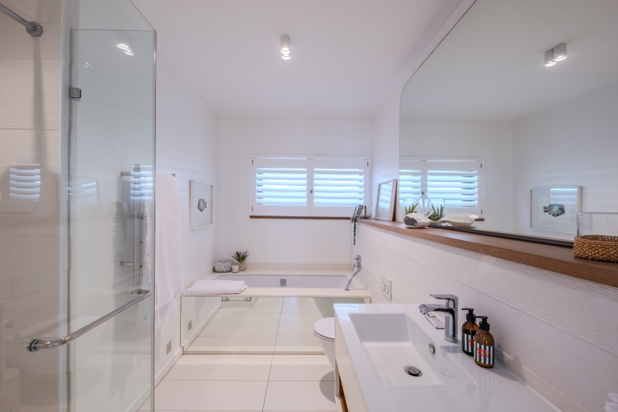 6 Bedroom Property for Sale in Umhlanga KwaZulu-Natal