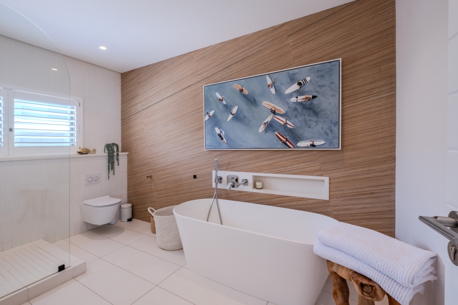 6 Bedroom Property for Sale in Umhlanga KwaZulu-Natal