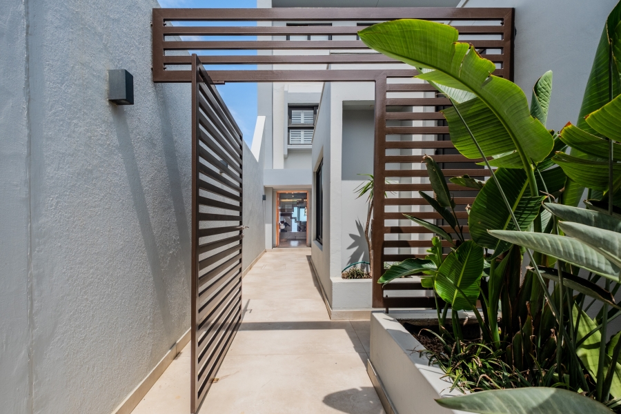 6 Bedroom Property for Sale in Umhlanga KwaZulu-Natal