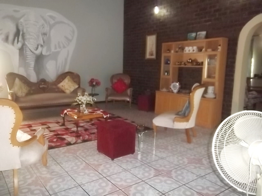 4 Bedroom Property for Sale in Aviary Hill KwaZulu-Natal