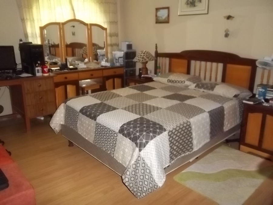 4 Bedroom Property for Sale in Aviary Hill KwaZulu-Natal