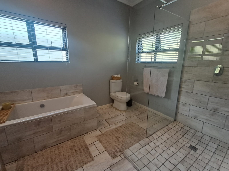 3 Bedroom Property for Sale in Palm Lakes Estate KwaZulu-Natal