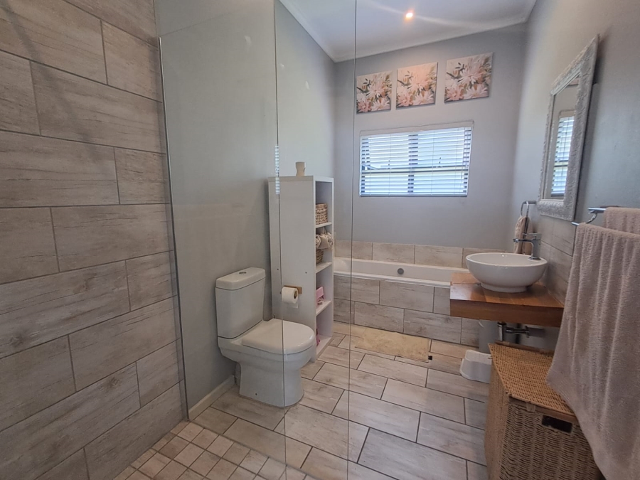 3 Bedroom Property for Sale in Palm Lakes Estate KwaZulu-Natal