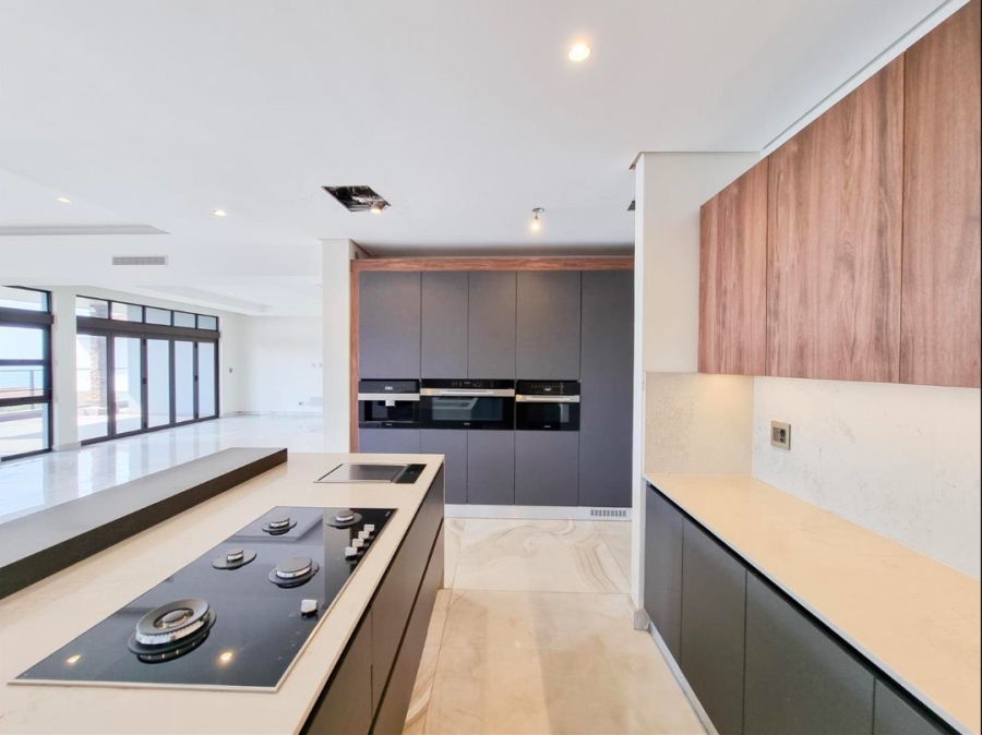 5 Bedroom Property for Sale in Izinga KwaZulu-Natal