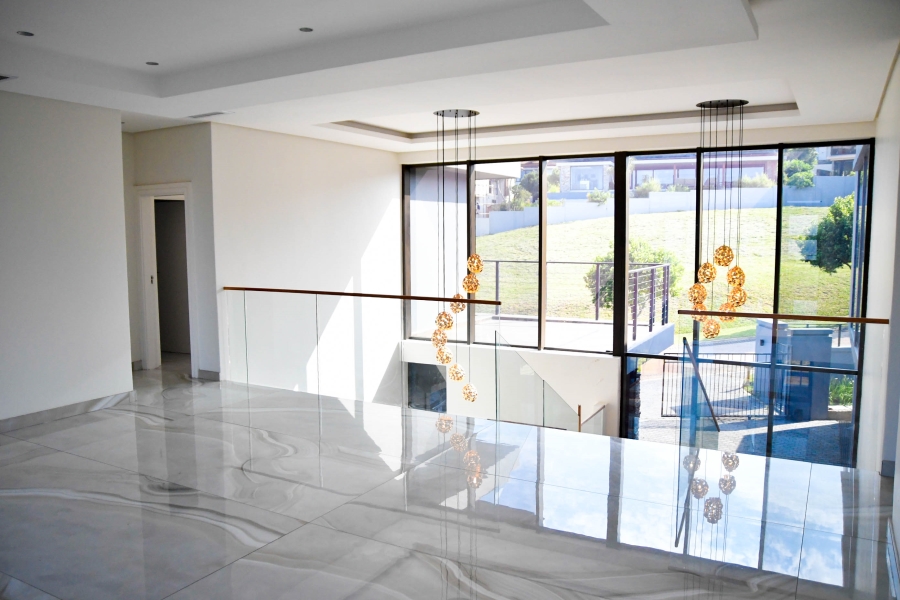 5 Bedroom Property for Sale in Izinga KwaZulu-Natal