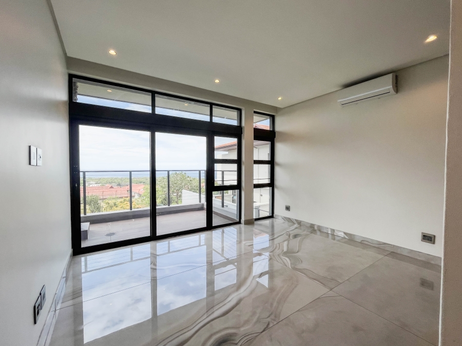 5 Bedroom Property for Sale in Izinga KwaZulu-Natal