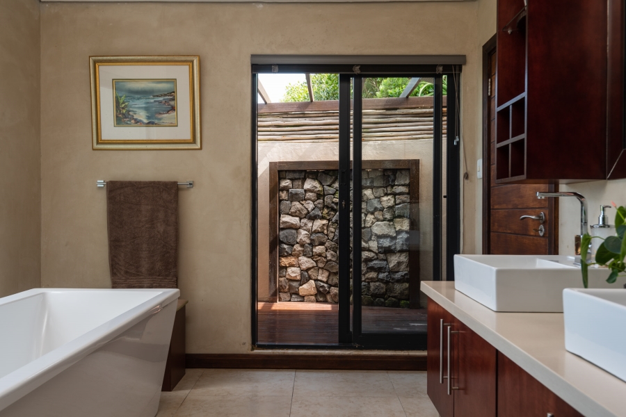 To Let 5 Bedroom Property for Rent in Simbithi Eco Estate KwaZulu-Natal