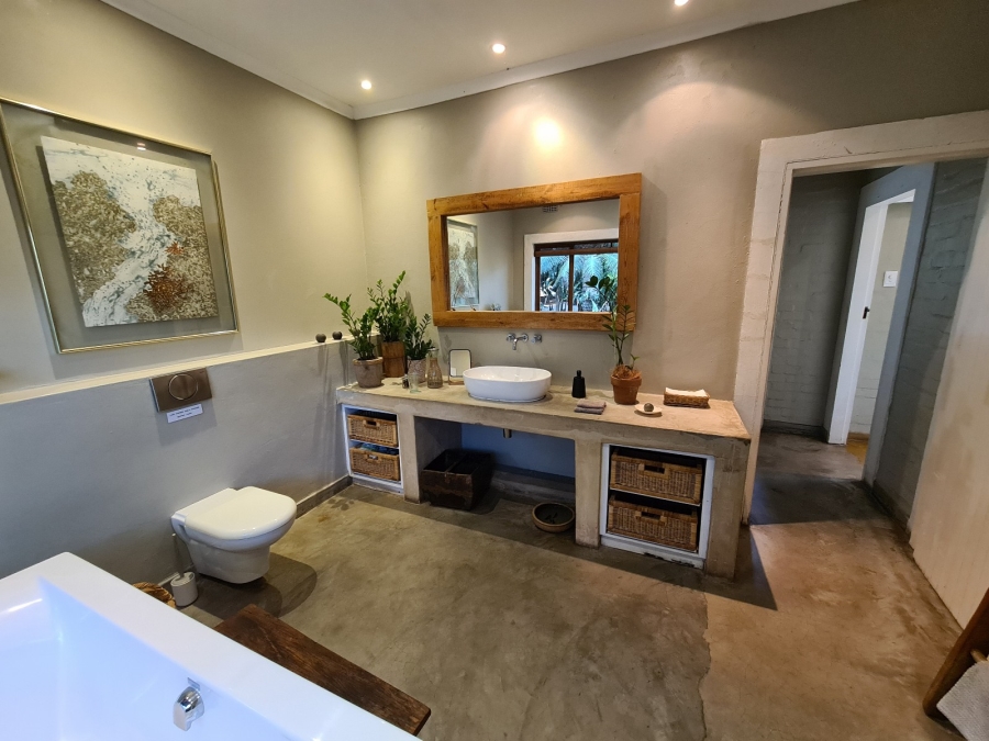 5 Bedroom Property for Sale in Zinkwazi Beach KwaZulu-Natal