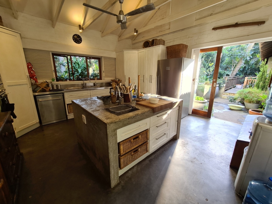 5 Bedroom Property for Sale in Zinkwazi Beach KwaZulu-Natal