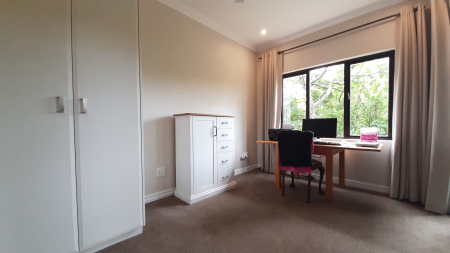 4 Bedroom Property for Sale in Seaward Estate KwaZulu-Natal