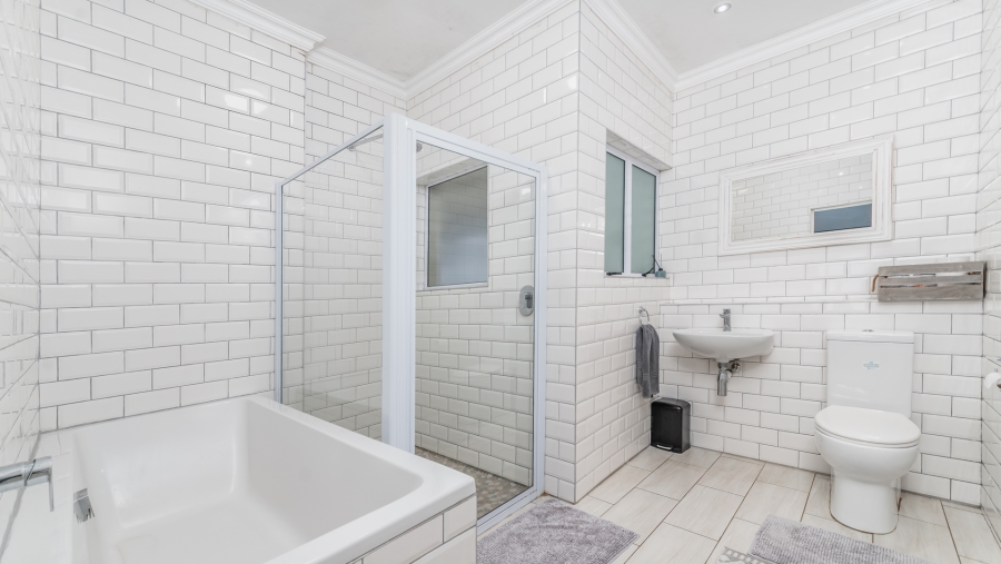 3 Bedroom Property for Sale in Prince