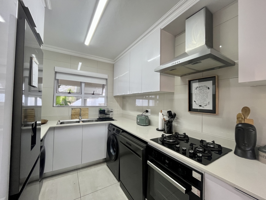 3 Bedroom Property for Sale in Willard Beach KwaZulu-Natal