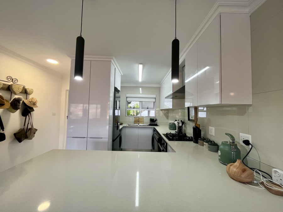 3 Bedroom Property for Sale in Willard Beach KwaZulu-Natal