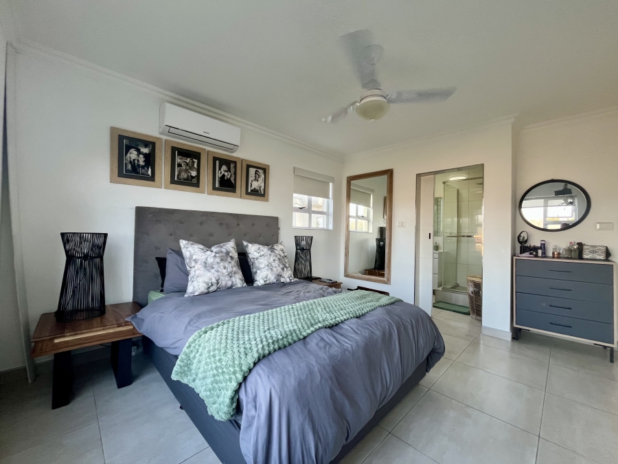 3 Bedroom Property for Sale in Willard Beach KwaZulu-Natal