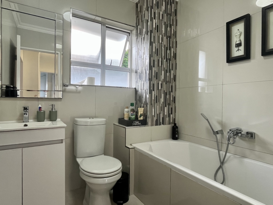 3 Bedroom Property for Sale in Willard Beach KwaZulu-Natal