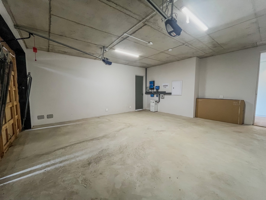 4 Bedroom Property for Sale in Hawaan Forest Estate KwaZulu-Natal