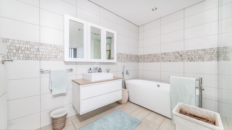 5 Bedroom Property for Sale in Sheffield Beach KwaZulu-Natal