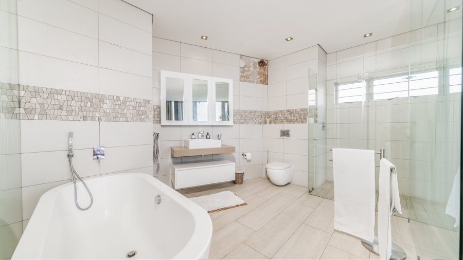 5 Bedroom Property for Sale in Sheffield Beach KwaZulu-Natal