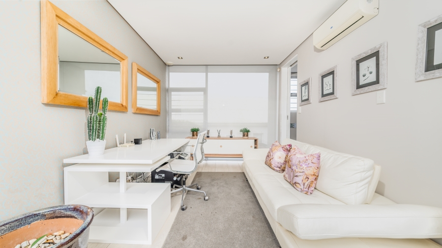 5 Bedroom Property for Sale in Sheffield Beach KwaZulu-Natal