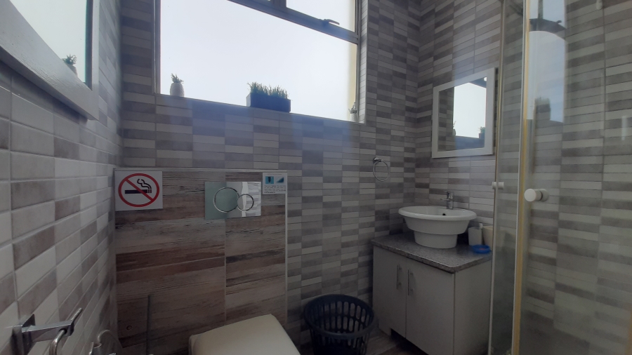 2 Bedroom Property for Sale in Compensation Beach KwaZulu-Natal