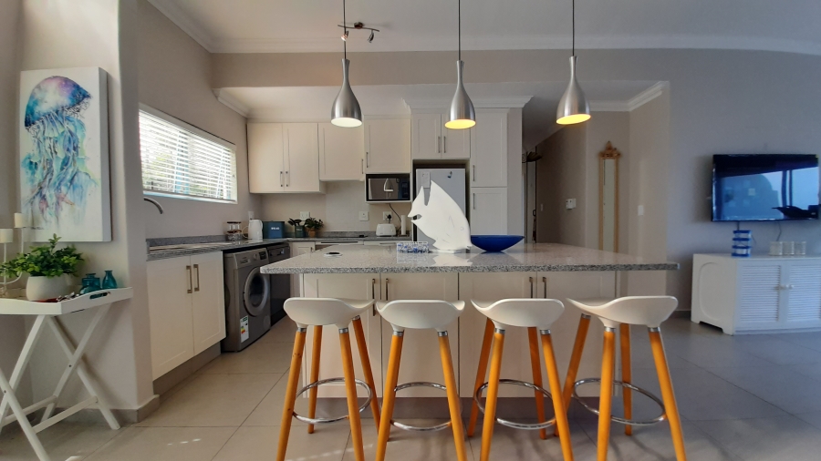 To Let 3 Bedroom Property for Rent in Shakas Rock KwaZulu-Natal