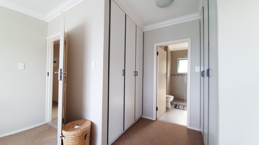 To Let 3 Bedroom Property for Rent in Shakas Rock KwaZulu-Natal