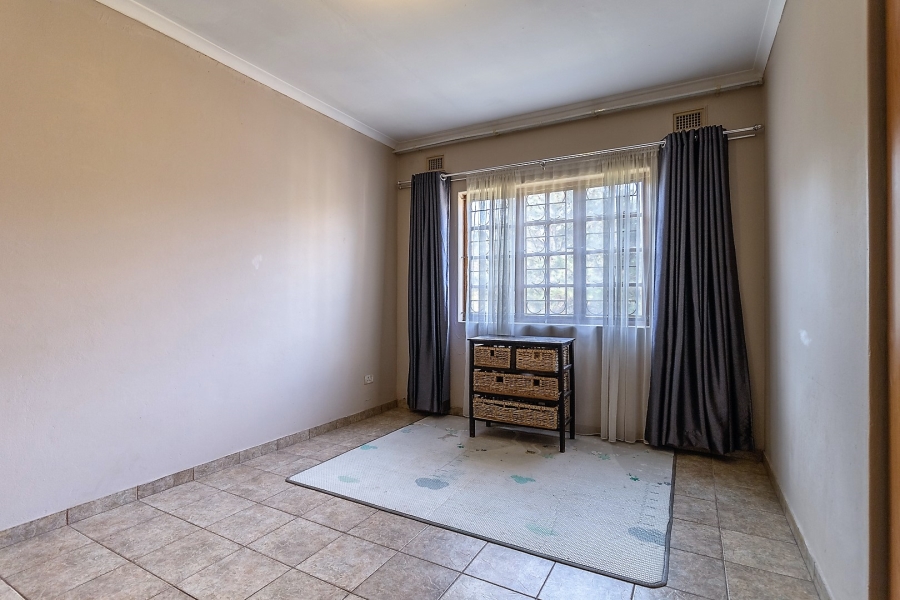 3 Bedroom Property for Sale in Dawncliffe KwaZulu-Natal