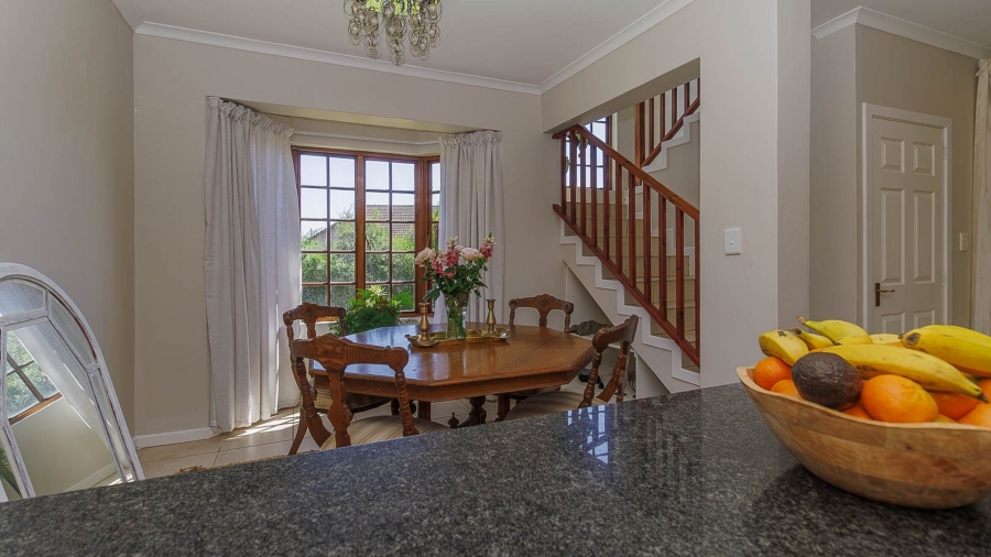 4 Bedroom Property for Sale in Clifton Hill Estate KwaZulu-Natal