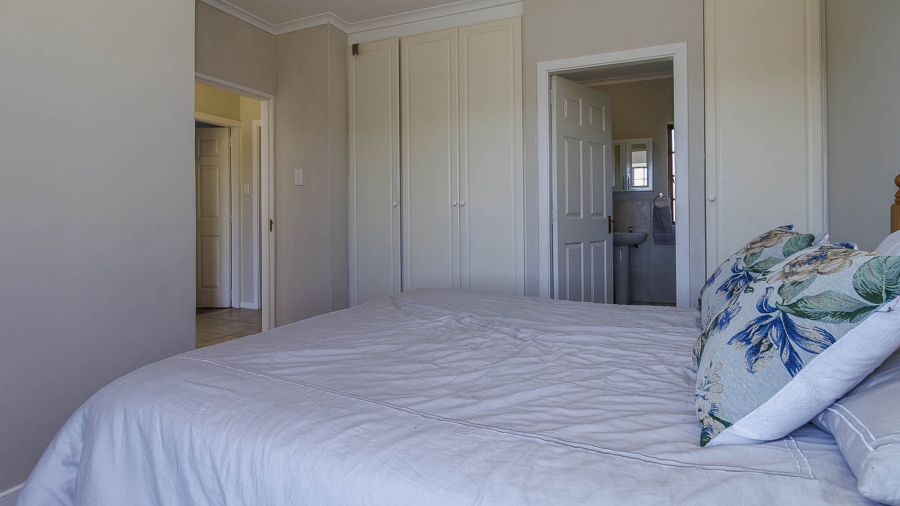 4 Bedroom Property for Sale in Clifton Hill Estate KwaZulu-Natal