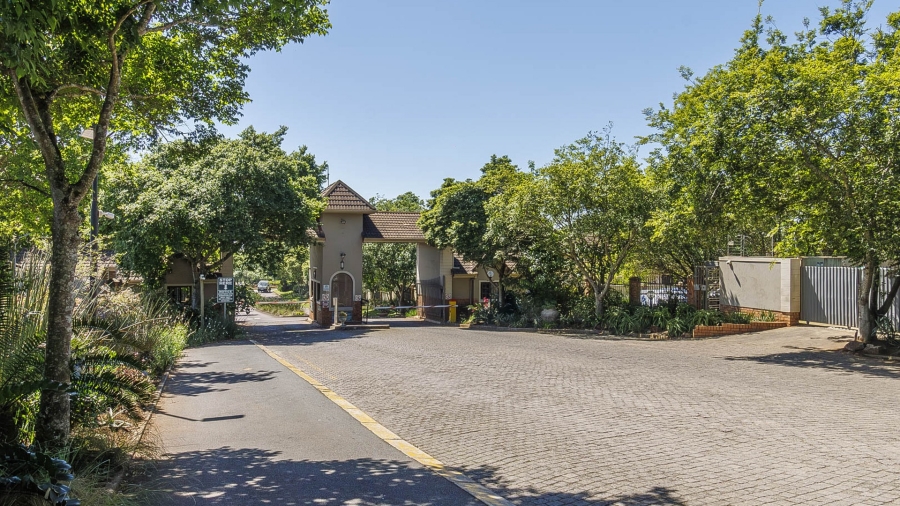 4 Bedroom Property for Sale in Clifton Hill Estate KwaZulu-Natal