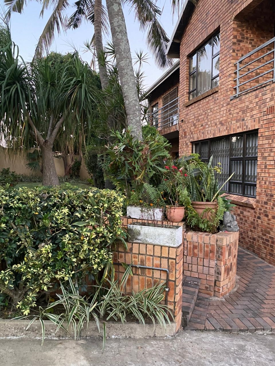 2 Bedroom Property for Sale in Reservoir Hills KwaZulu-Natal