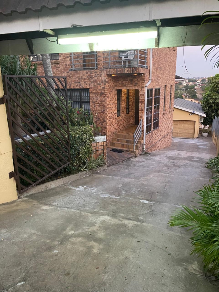 2 Bedroom Property for Sale in Reservoir Hills KwaZulu-Natal