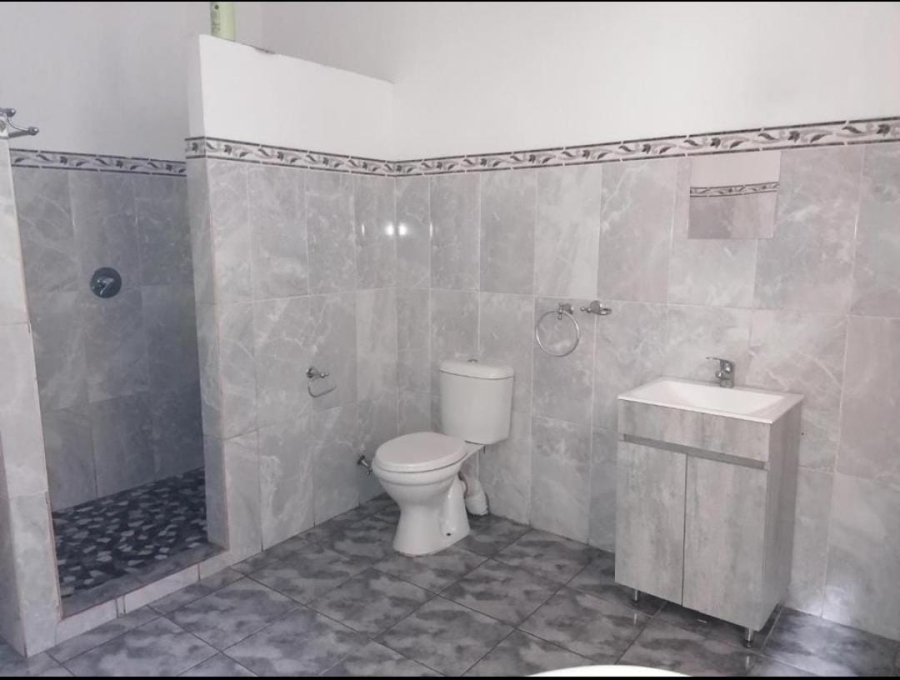 2 Bedroom Property for Sale in Glenwood KwaZulu-Natal