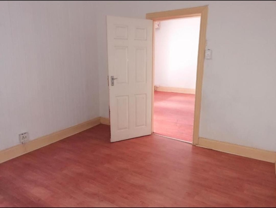 2 Bedroom Property for Sale in Glenwood KwaZulu-Natal